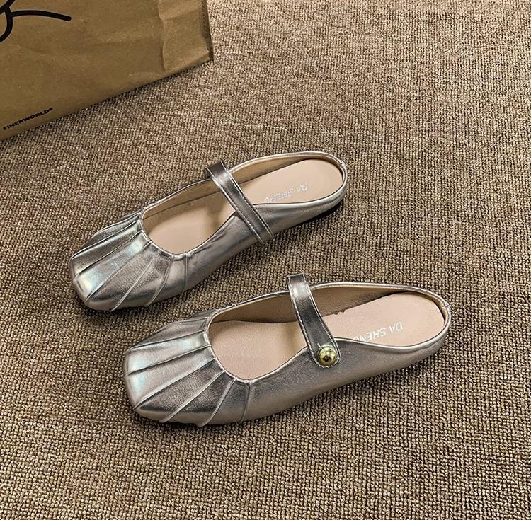 Baotou half-drag flat sandals women's summer wear 2025 new Mary Jane single shoes with skirt cool slippers