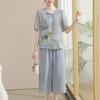 Elegantes Sommer-Set für Damen mittleren Alters, modische Chiffonbluse im chinesischen Stil und T-Shirt mit kurzen Ärmeln