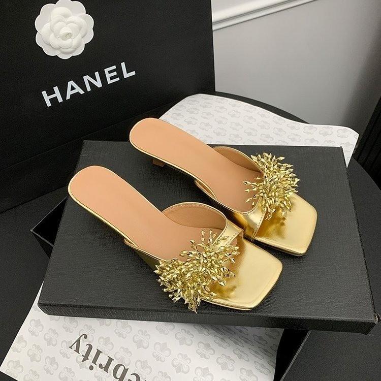 

Rhinestone high-heeled cool slippers female summer 2025 new outer wear high-end fairy style with skirt thick heel silver slippers 40 золотой