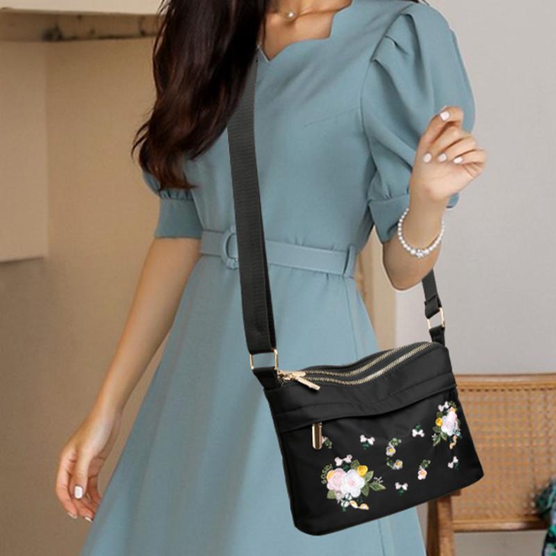 Design Single Casual Floral Messenger Bag Women's Fashion Commuting Small Capacity Tote Bag Casual Ladies Shoulder Bag