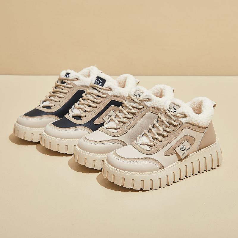 Thickened Fleece-lined Women's Winter Snow Boots Waterproof Non-slip Warm Footwear High-top Cotton Shoes Sports Board Shoes