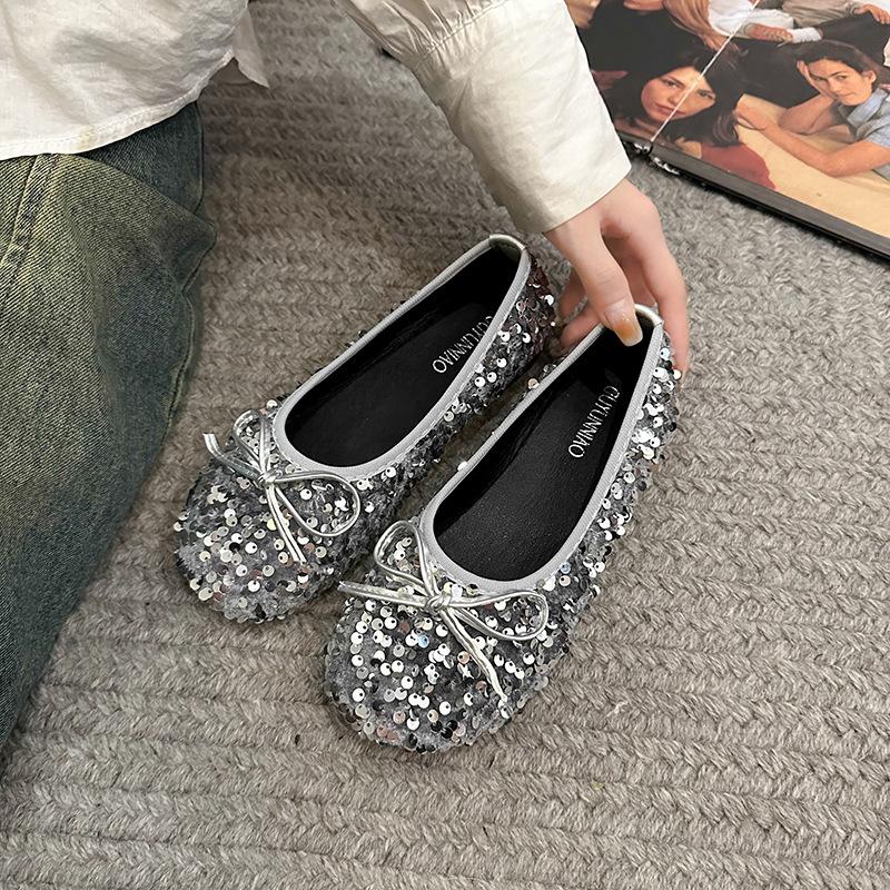 Flat-bottomed temperament silver sequined single shoes fairy shoes 2024 autumn new French black gentle evening shoes