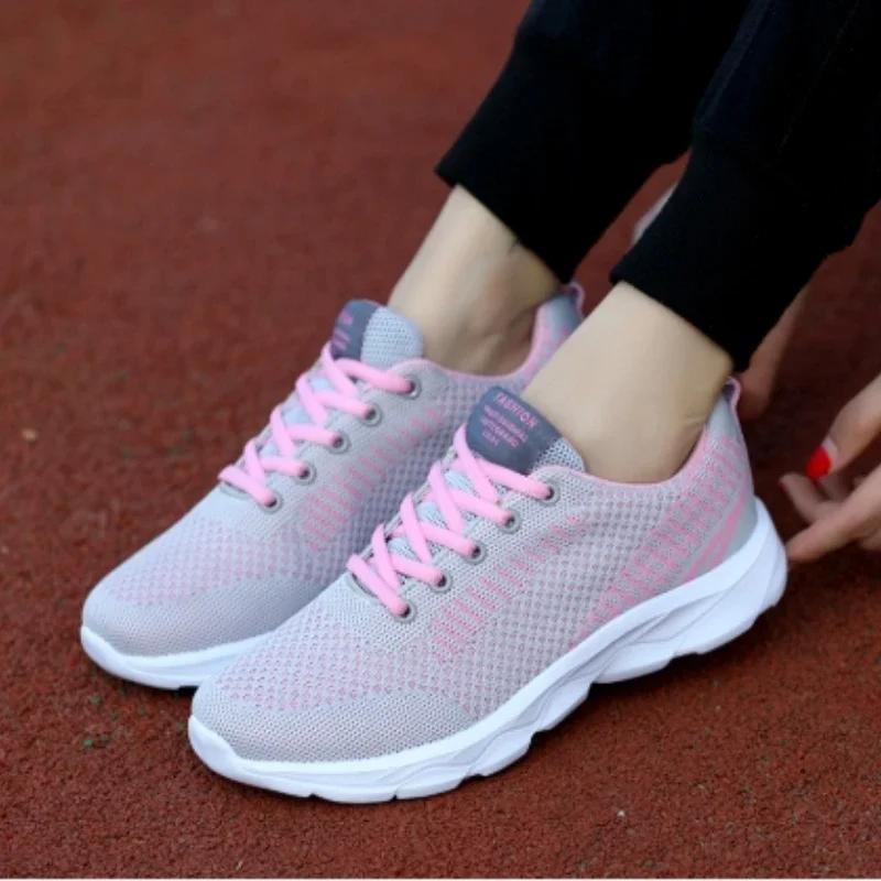 Spring And Summer Fashionable Solid Color Breathable Round Toe Sneakers New Casual Comfortable Thick-Soled Lace Up Women'S Shoes