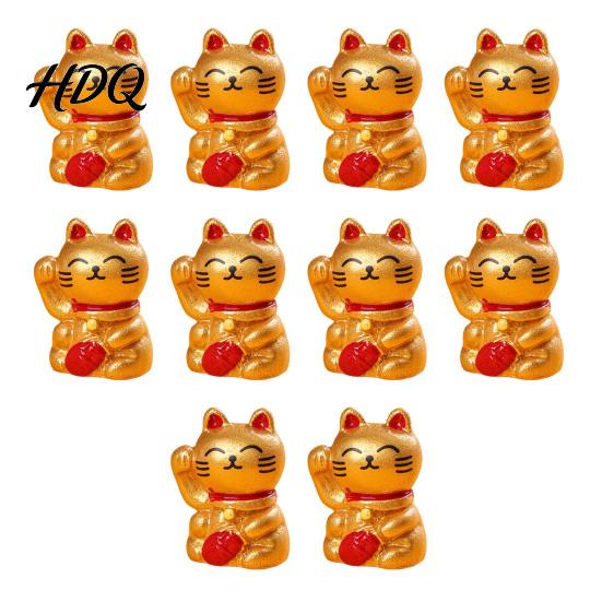 Mini Beckoning Cat Statue 10PCS Lucky Figurines Resin for Game Night Ornaments Prosperity Figurine Mahjong Table Desktop Display Good Luck