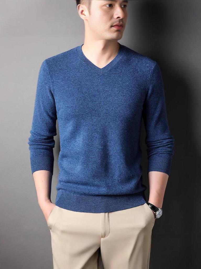 Men's High-End All-Wool Round Neck Sweater - Pure Color Knitwear for Autumn and Winter