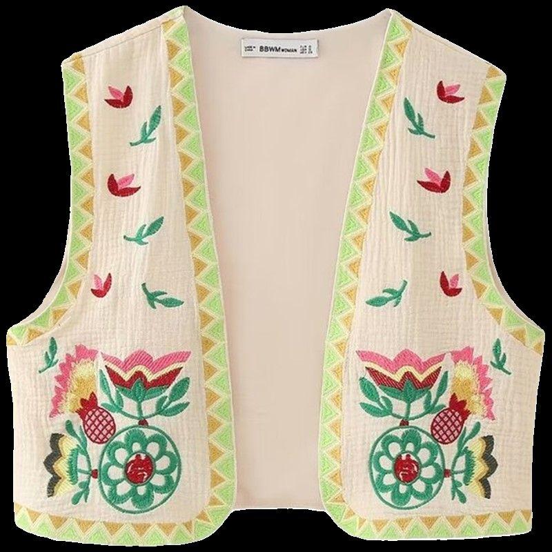 Fashion Style 2024 Spring New Arrival Women's Clothing Slim Looking Versatile Casual Fashion Niche Design Embroider Tops