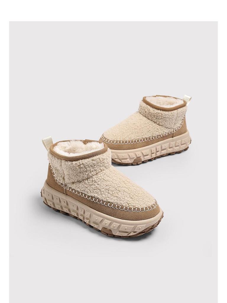 Bottes de neige d'hiver en peluche à tige haute pour femmes 2024: À semelles épaisses, chauds et confortables