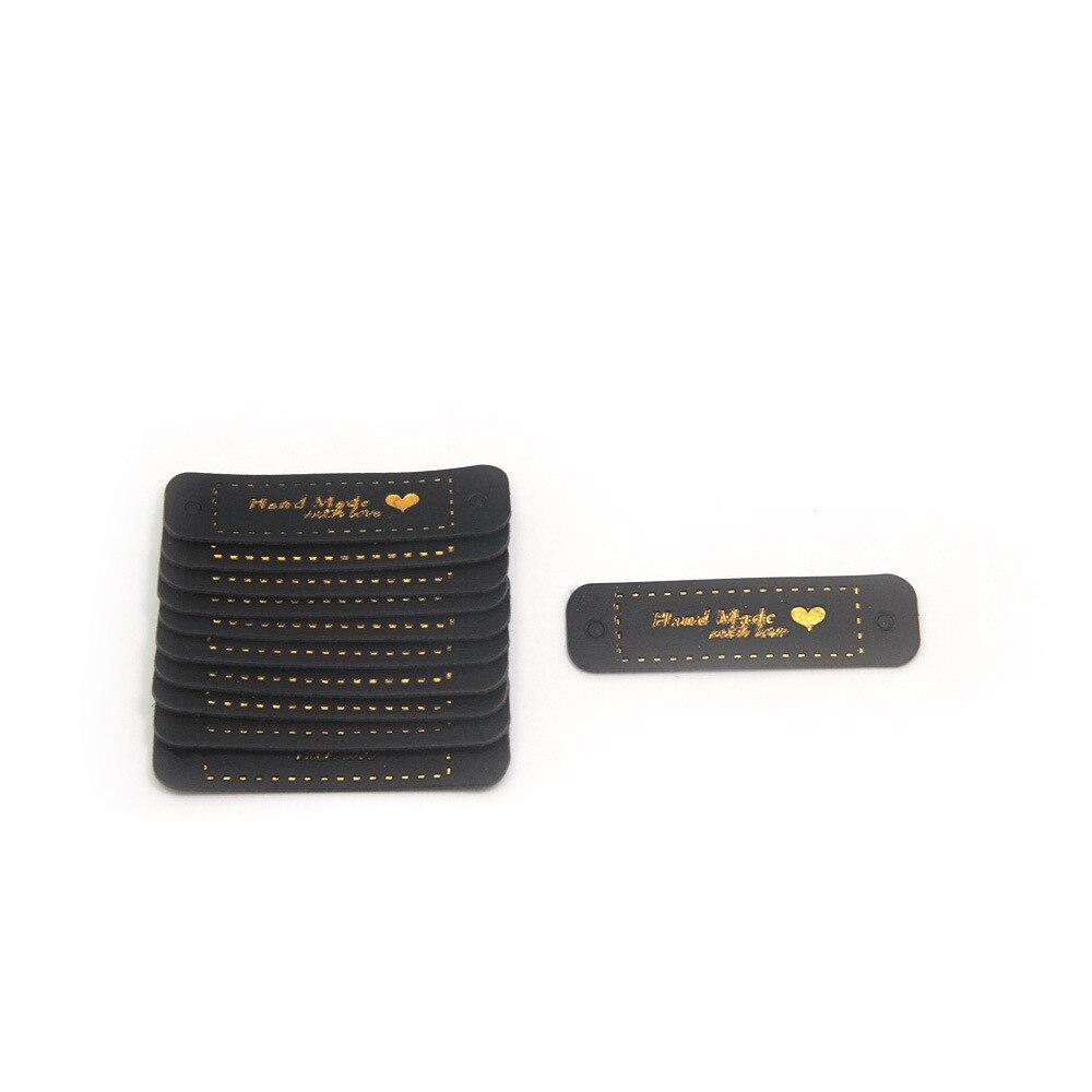 30 sztuk PU skórzane tagi DIY ręcznie robione litery wzór z sercem miłosnym przyszyć etykiety zdobienie akcesoria dziewiarskie rzemiosło