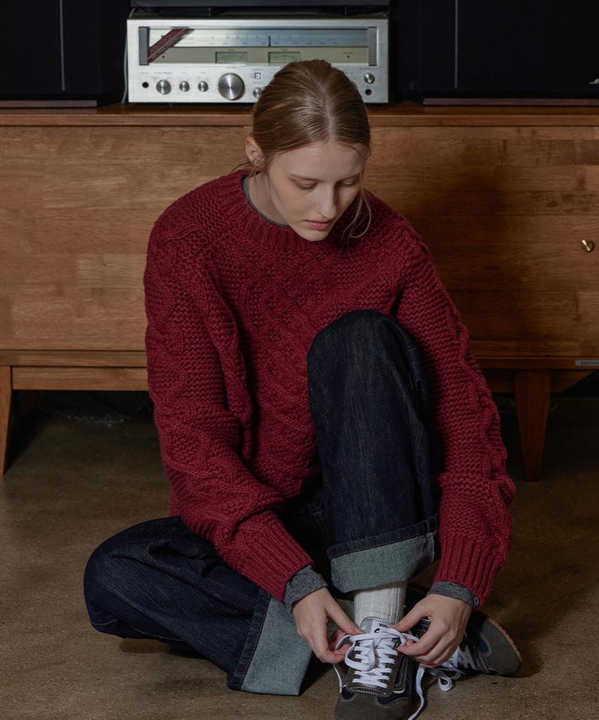 Kwinseulaebis Chunky Cable Wool Knit