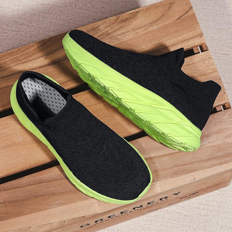 Jinjiang Plateau-Socken-Schuhe Vier Jahreszeiten atmungsaktiv und bequem Große Größen leichte lässige Sportschuhe