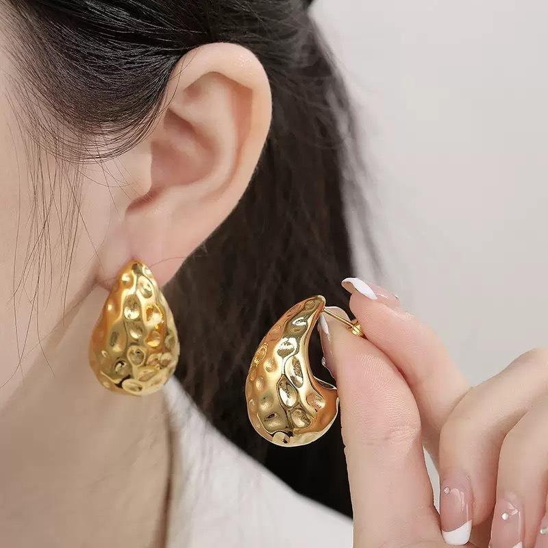 Hot-selling Explosion Exaggerated Personality Water Drop Earrings Women's European and American Fashion Shell Design Trendy Earrings