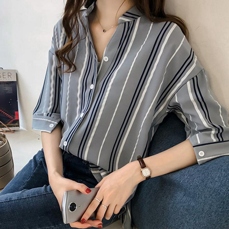 Women Grey Vertical Stripe Lapel Button Down Shirt 3/4 Sleeve Loose Casual Oversized Blouse