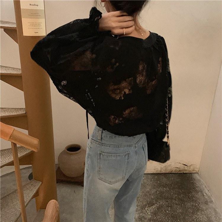 Primavera e outono camisa de fundo de renda feminina fina tamanho grande camisa de manga comprida oca camisa solta barriga cobrindo topo