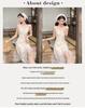 Elegantes Sommerkleid mit Spitzen-Trägern für zierliche Frauen