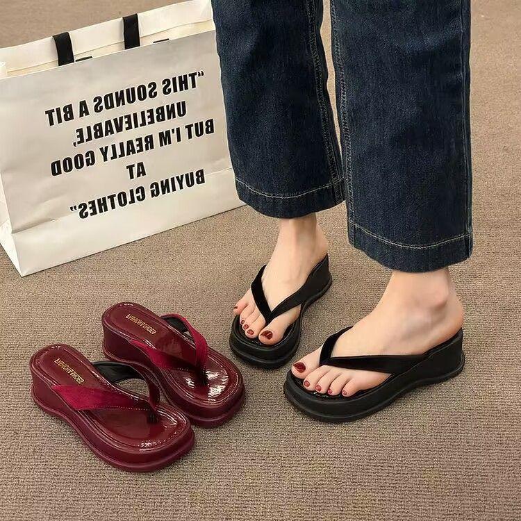 Thick-soled Foot-pinch Flip-flops Shoes Women's Shoes Outer Wear 2025 Spring and Summer New Fashion Heightening French Foot-pinch Cool Slippers