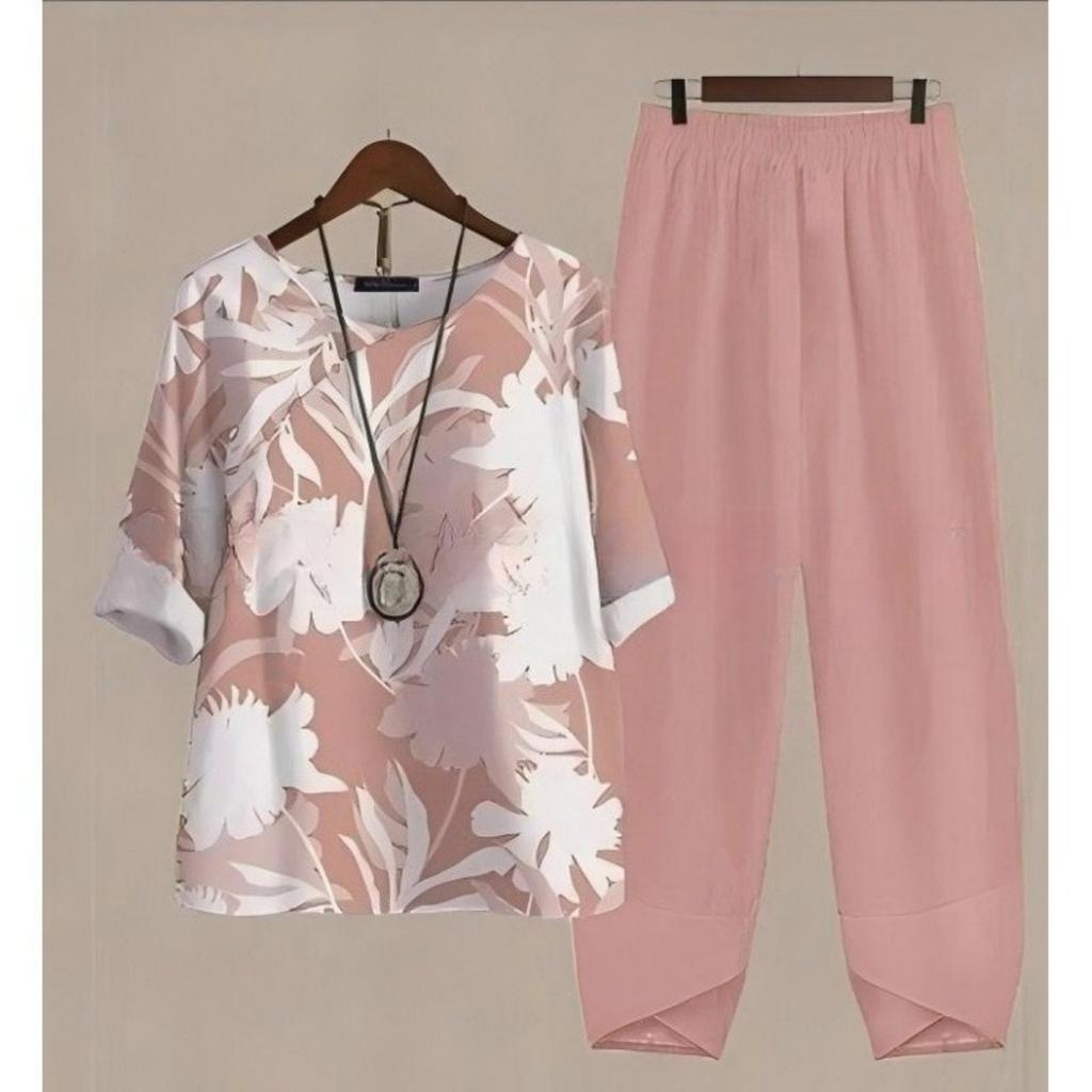 Women's Loose Fit Floral Printed Two Piece Outfit Half Sleeve T-Shirt Elastic Waist Pantsuit