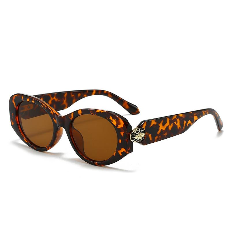 New Oval Shape Fashionable Sunglasses for Women Snake Head Metal Frame Versatile High-End Feeling Stylish Accessory for Ladies