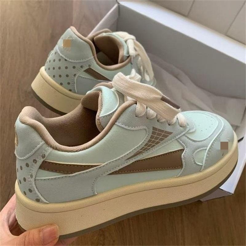 Damen Modische Und Lässige Dicksohlige Höhenerhöhende Leichte Board-Schuhe