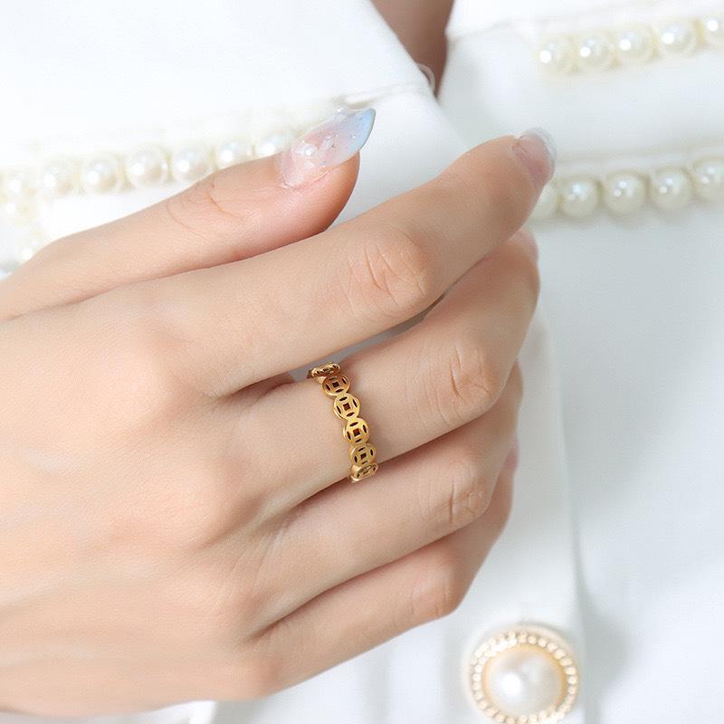 

Trendy Copper Coin Gold-Plated Retro Ring for Women - Japanese/Korean Style, Index Finger Band with Cross-Border Flair Size 8 рожевий колір золота