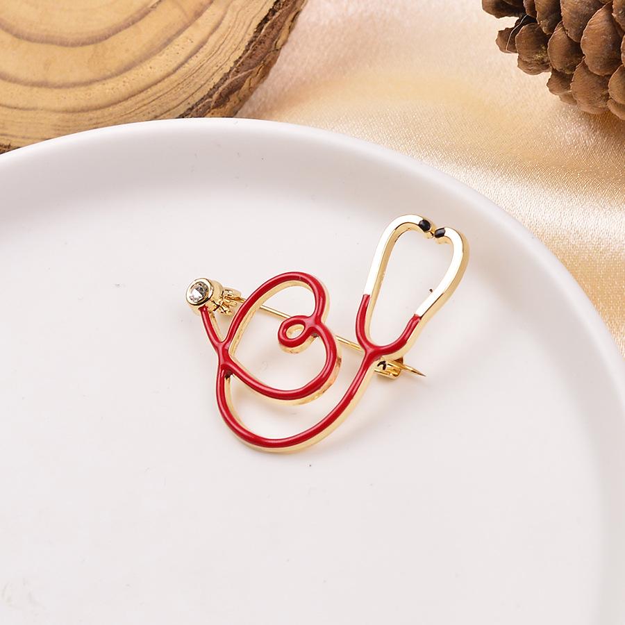 Creative Cartoon Stethoscope Brooch: Medical Staff Heart & Red Cross Pin