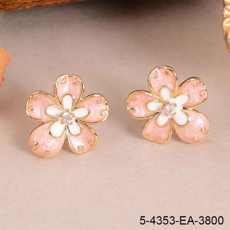 

Retro flower earrings New Chinese French Chinese antique spring and summer versatile drip oil enamel senior design earrings