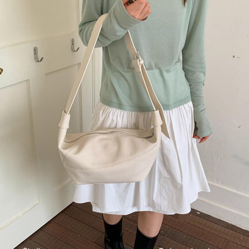 Niche Design 2026 New Casual Commuter Tote Bag Large Capacity Fashion Commuter Underarm Bag Shoulder Bag