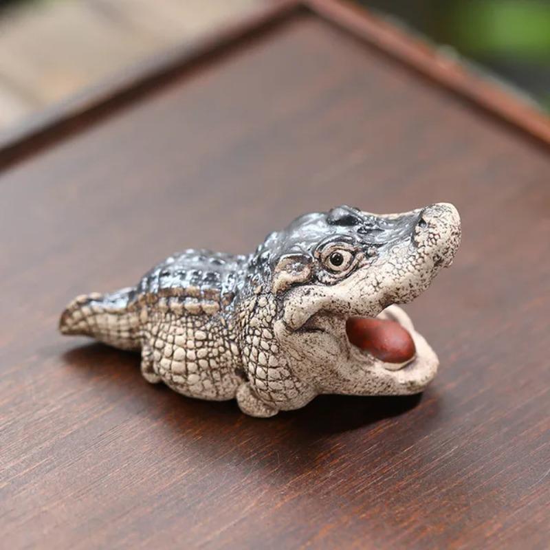 

Cute Crocodiles Ornament Boutique Tea Pet Handmade Small Animal Tea Pet Ornament Tea Ceremony Lucky Feng Shui Decorative Gift