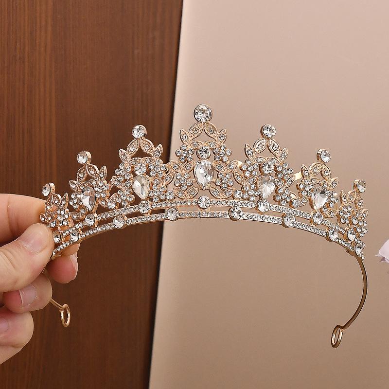 Elegant Rhinestone Princess Crown: Stylish High-End Headwear for Parties & Birthdays