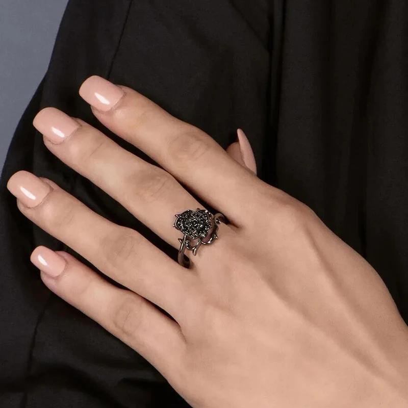 Huitan Novel Black Flowers Rings for Women Unique Gorgeous Personal Finger Accessories Elegant Attractive Wedding Band Jewelry