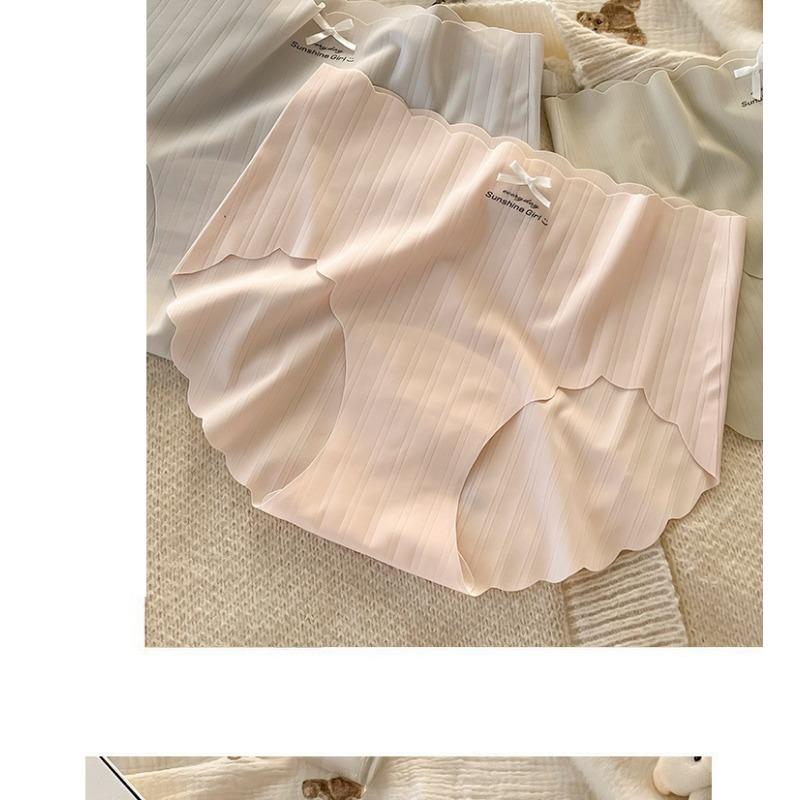 Women Mid Waist Seamless Antibacterial Ice Silk Panties With Pure Cotton Crotch