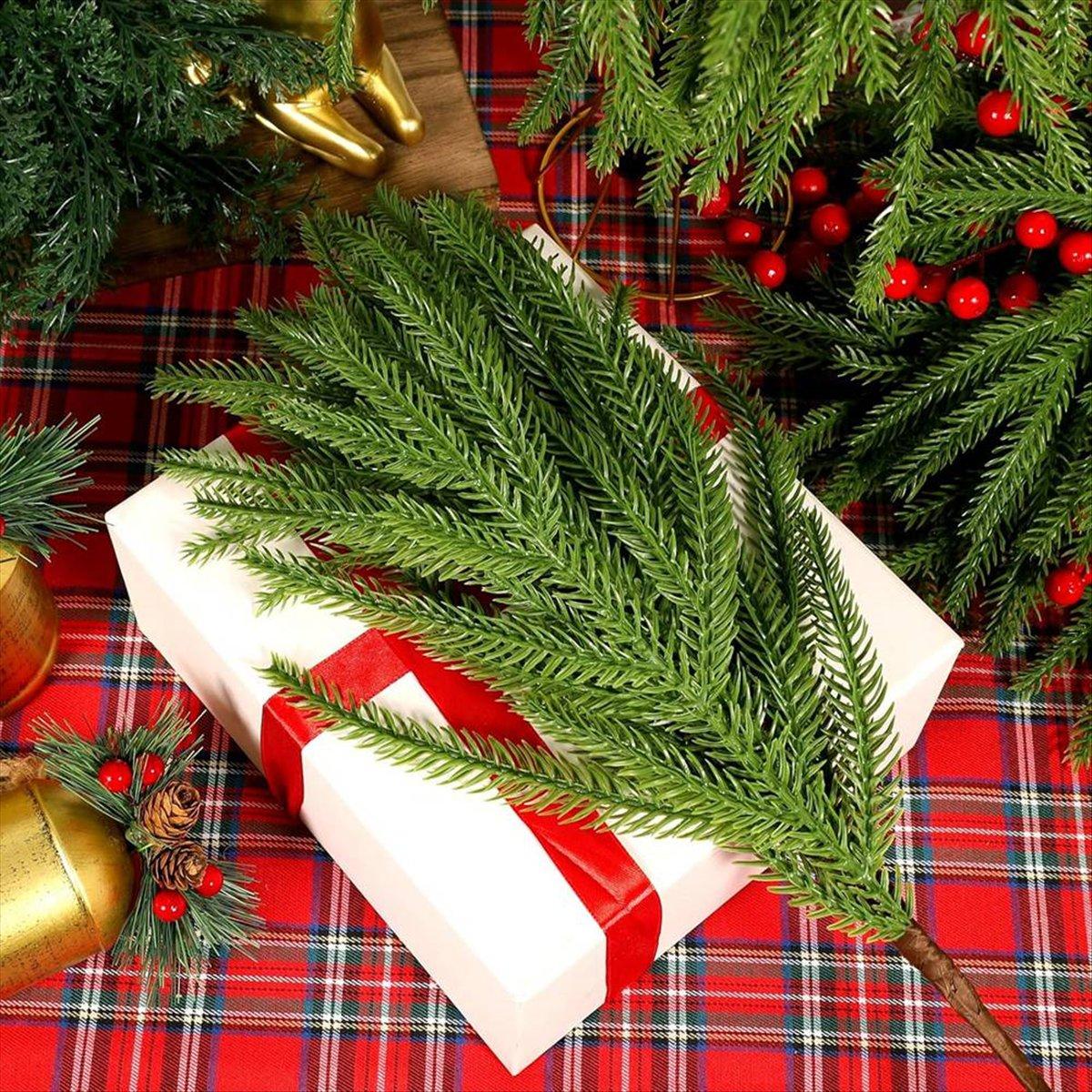 BHBL 8PCS 18.5 Inches Christmas Norfolk Pine Branches,Artificial Faux Greenery Stem,Norfolk Pine Branches for Garland зелёный