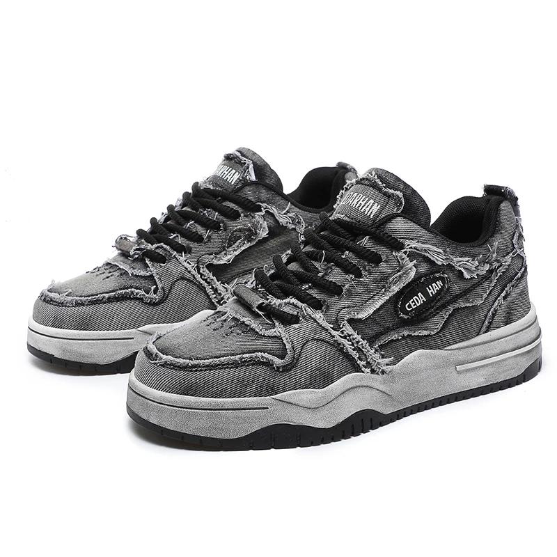 Men's Personalized Denim Retro Fashion Skateboarding Shoes Versatile Men's Sports Shoes Outdoor Sports and Casual Shoes