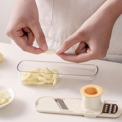 Mini Grönsaksskärare med Handskyddsdesign Rostfria Blad 3-i-1 Skära Skiva Råriva Liten Grönsakstärnare