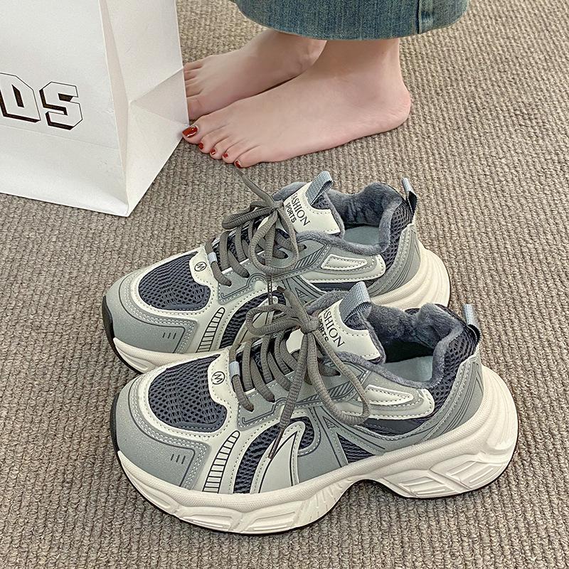 2025 New Dad Shoes Women's Spring and Autumn Super Fire Women's Shoes Popular Versatile Thick-soled Heightening Casual Sports Shoes