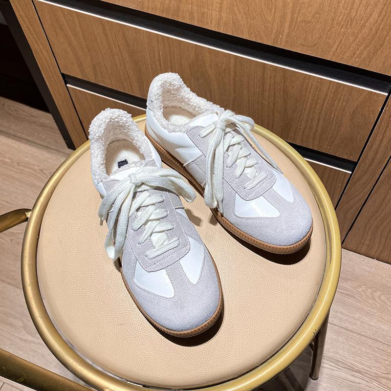 

V2 пара ретро кожаные белые повседневные женские низкие спортивные туфли большого размера 43