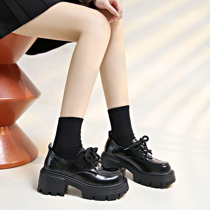 

Женские кожаные лоферы на толстой подошве в британском стиле для весны и осени 35