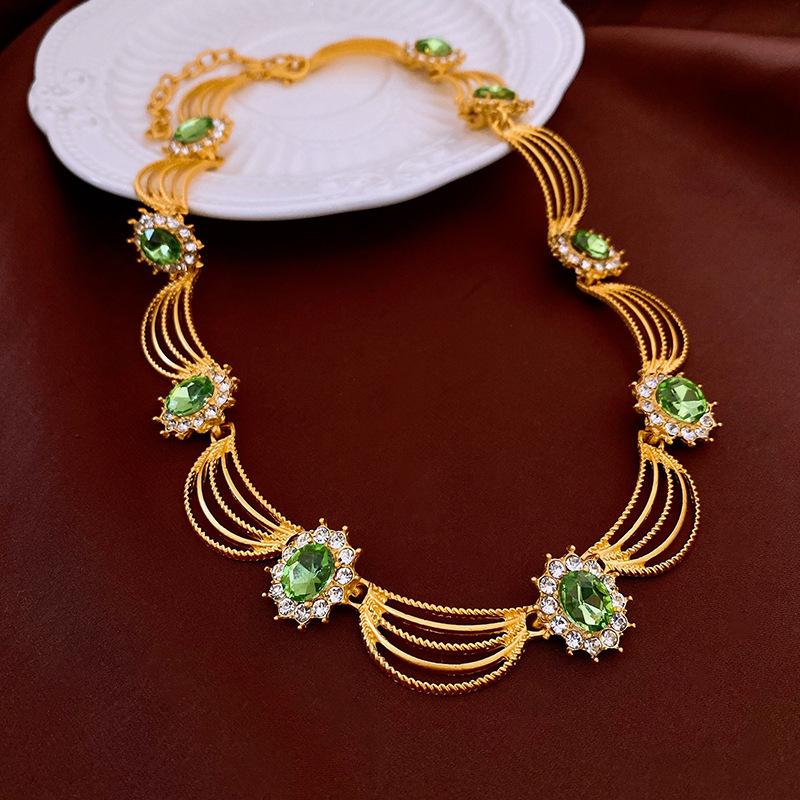 European and American Cross-border Exaggerated Geometric Flower Necklace Accessories Women's Summer High-end Clavicle Chain Niche Personality Items