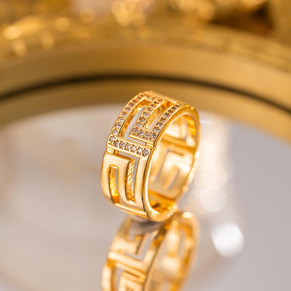 Exquisite super flash zircon ring for girls, light luxury, high-end sense opening adjustable ring, simple real gold electroplating