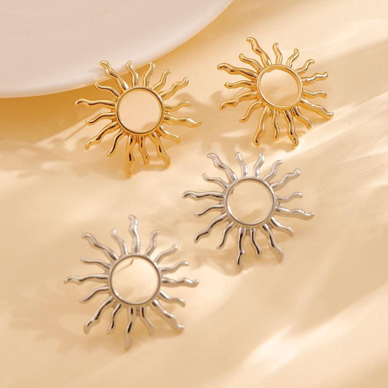 Temperament Elegant Sun Flower Stud Earrings For Women Daily Jewelry Gift