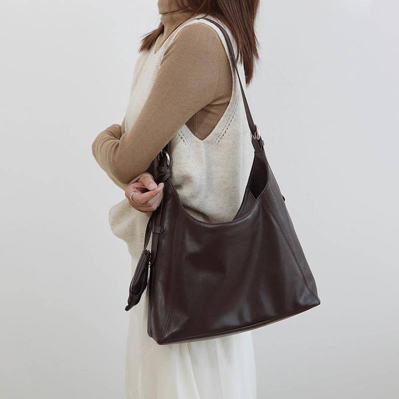 Weiche Ledertasche Damen große Kapazität Rindsleder erste Schicht Pendler Unterarmtasche Premium Leder Schlaffe Schulter Umhängetasche