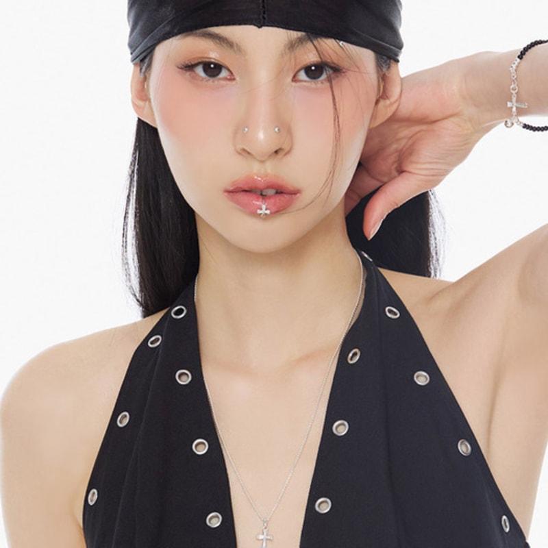NIMBUS SHINE CROSS NECKLACE (M)