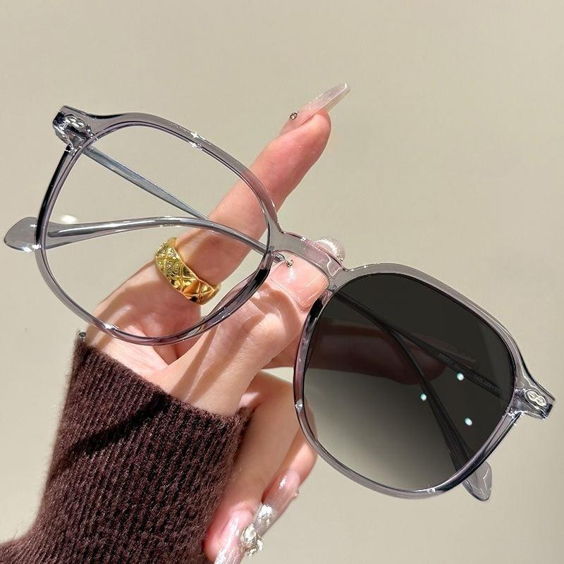 

Versatile Square Full Frame Light-sensitive Myopia Glasses Unisex Business Casual Blue Light Blocking Near Sight Eyeglasses To -4.0 0
