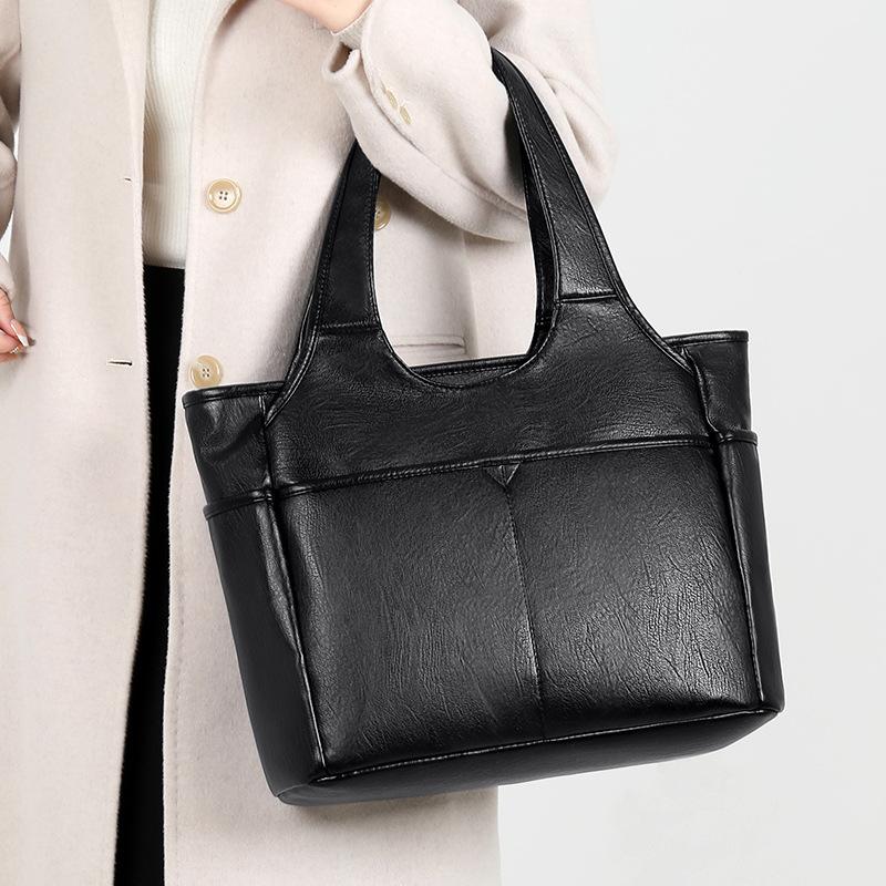 Bag Women's New 2025 Portable Large Capacity Commuter Tote Bag European and American Retro Underarm Bag Shoulder Bag