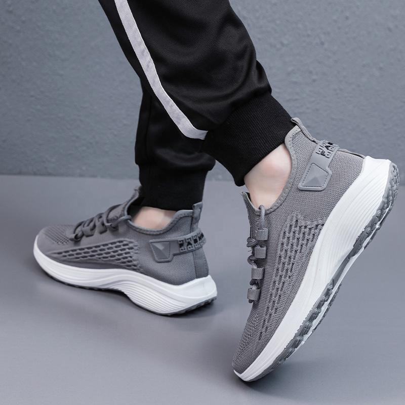 Neue Modelle gelistet, bequeme Herren-Sneaker, Größe, atmungsaktives Gewebe, leichte Herren-Sneaker.