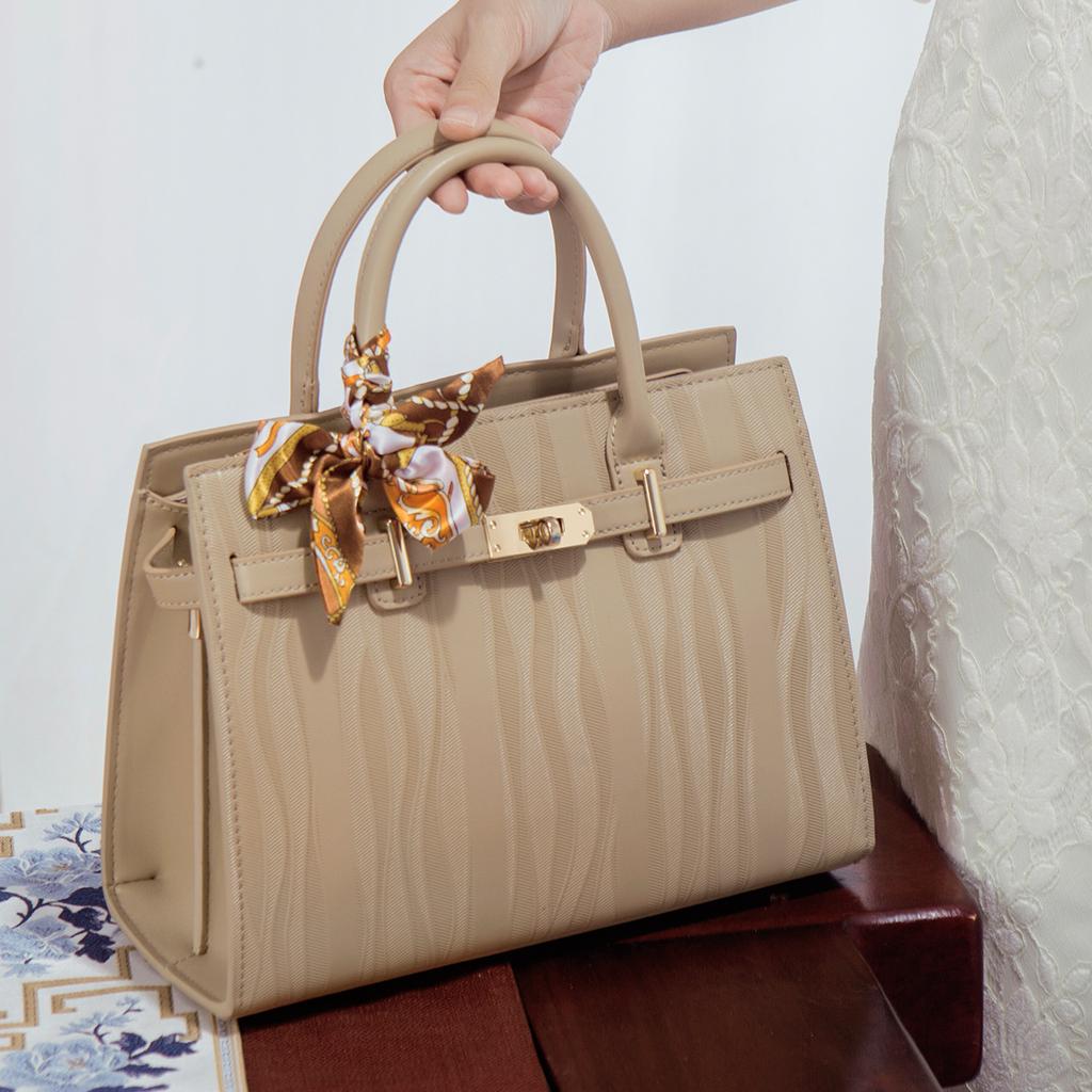 Mother's Day Gift 2024 New Large Capacity Handbag for Women, Elegant and High-end Crossbody Bag for Mom
