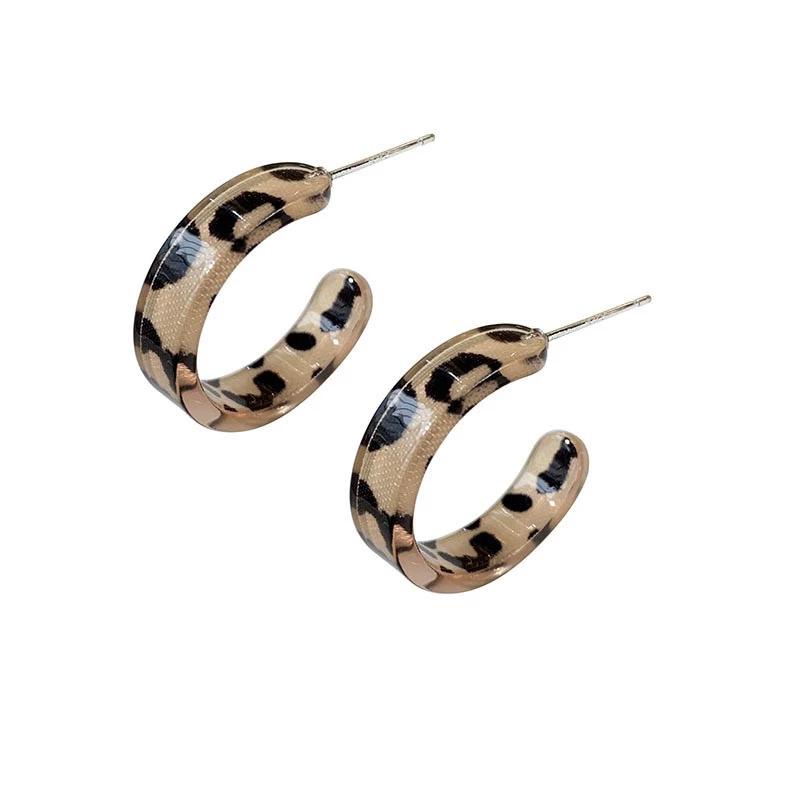 Acrylic C-shaped Earrings for Women Retro Stud Earrings Jewelry Accessories