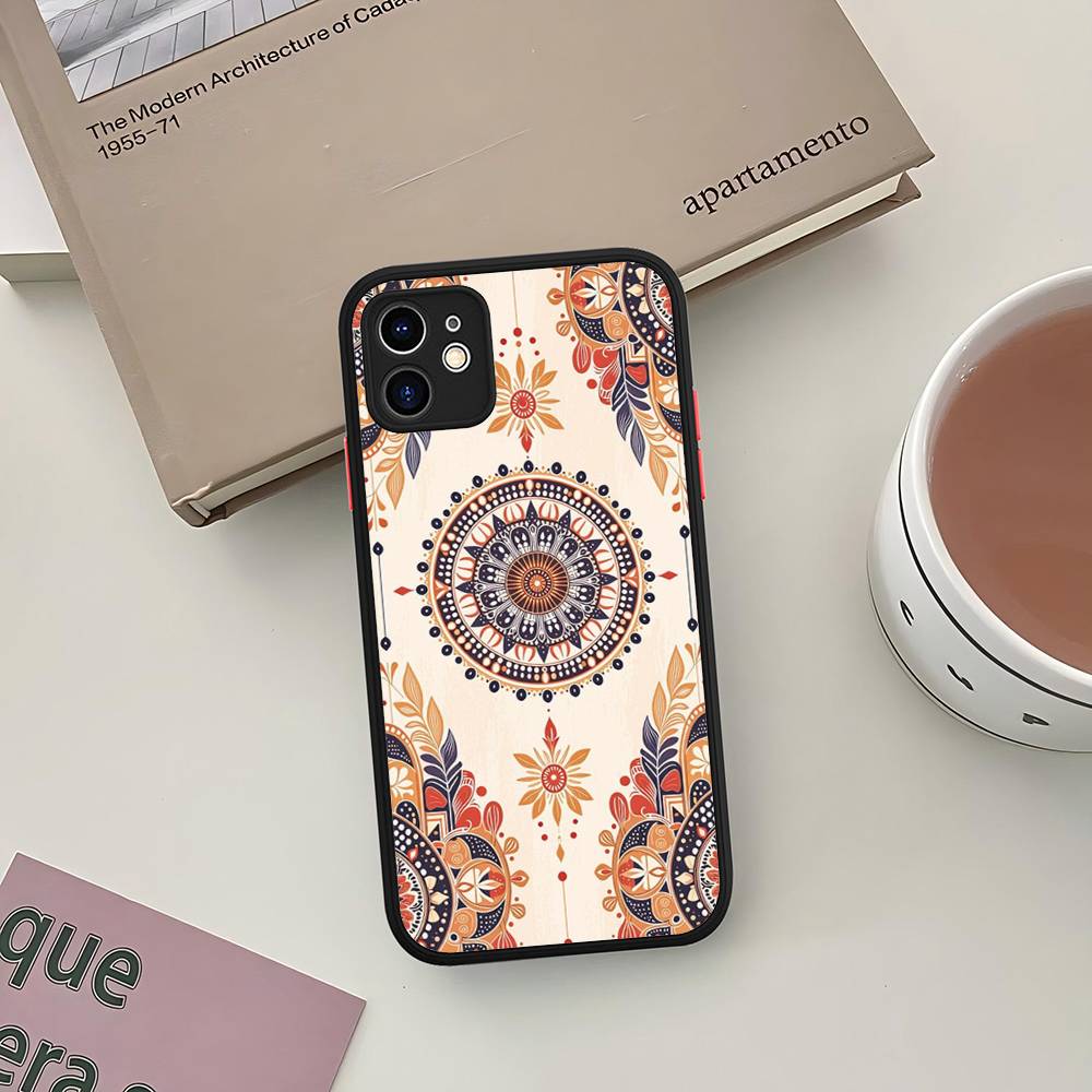 Mandala Painting For iPhone 11 12 13 14 15 16 Pro Max Plus Matte Translucent Phone Cover