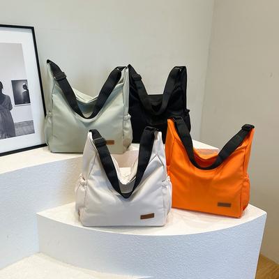 Nouveau sac en toile, nouveau sac bandoulière personnalisé tendance et à la mode, sac messager grande capacité.