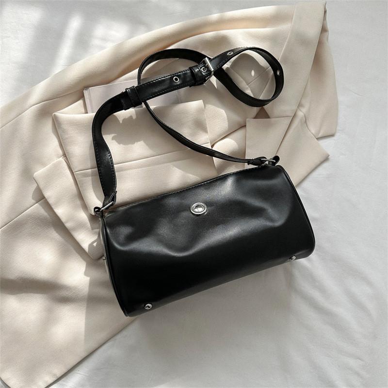 Chic Retro Shoulder Bag For Women 2023 Trendy Boston Bag With Zipper Closure