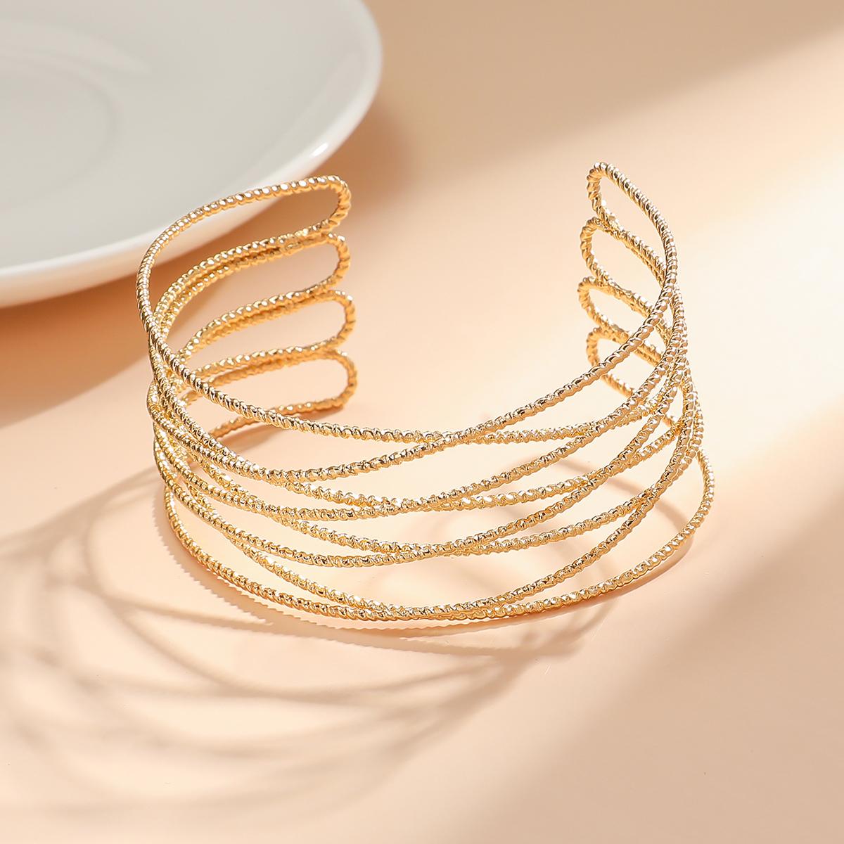 

Винтажный гиперболический многослойный позолоченный широкий проволочный браслет-манжета для женщин, преувеличенный браслет на запястье, ювелирное украшение для руки, подарок